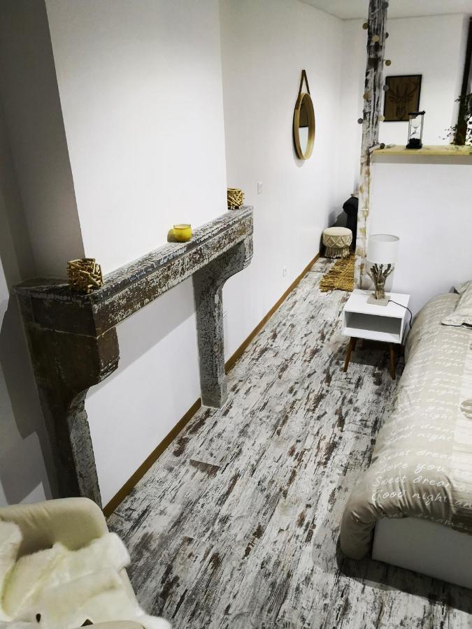 Studio zen et cosy, neuf en pleine ville Saint-Claude Buitenkant foto